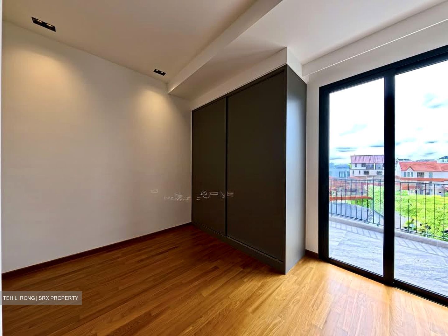 Sembawang Straits Estate (D27), Terrace #574851911